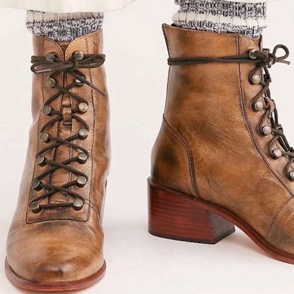 Free People Eberly Leather boots in tan size 40